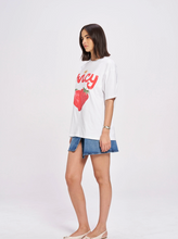 Load image into Gallery viewer, Maku Juicy Oversize Tee - White