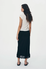 Load image into Gallery viewer, Rowie Marina Silk Midi Skirt - Noir