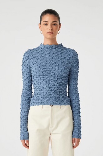 Arcaa Suvi High Neck Top