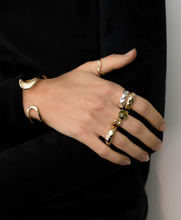 Load image into Gallery viewer, F+H Accord Gemstone Ring - Peridot
