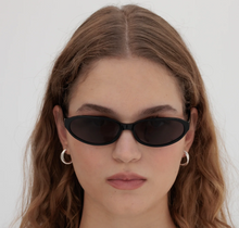 Load image into Gallery viewer, Lu Goldie Alexe - Black