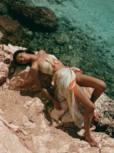 Load image into Gallery viewer, Soleil Soleil Square Pareo - Essence