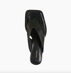 Alias Mae Alina - Black Oily Leather