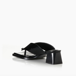 Alias Mae Alina - Black Oily Leather