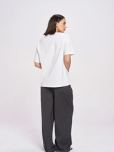 Load image into Gallery viewer, Maku Gingham Hearts Oversize Tee - White