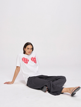Load image into Gallery viewer, Maku Gingham Hearts Oversize Tee - White