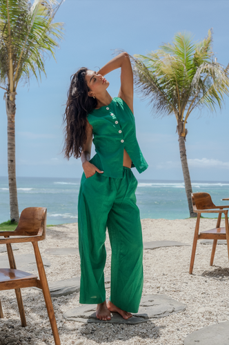 NIA - FERN GREEN