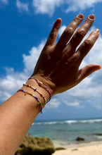 Load image into Gallery viewer, Gold Sister Vay Cay White Bracelet