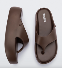 Load image into Gallery viewer, Melissa Free Platform Thong - Bronze
