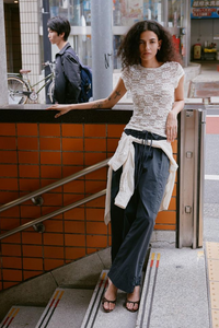 Rowie Galo Sunflower Lace Tee - Creme
