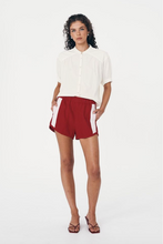 Load image into Gallery viewer, Rowie Simone Linen Shorts - Siren Red