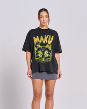 Load image into Gallery viewer, Maku Space Cat Oversize Snow Wash Tee