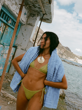 Load image into Gallery viewer, Soleil Soleil Towel - Cornflower