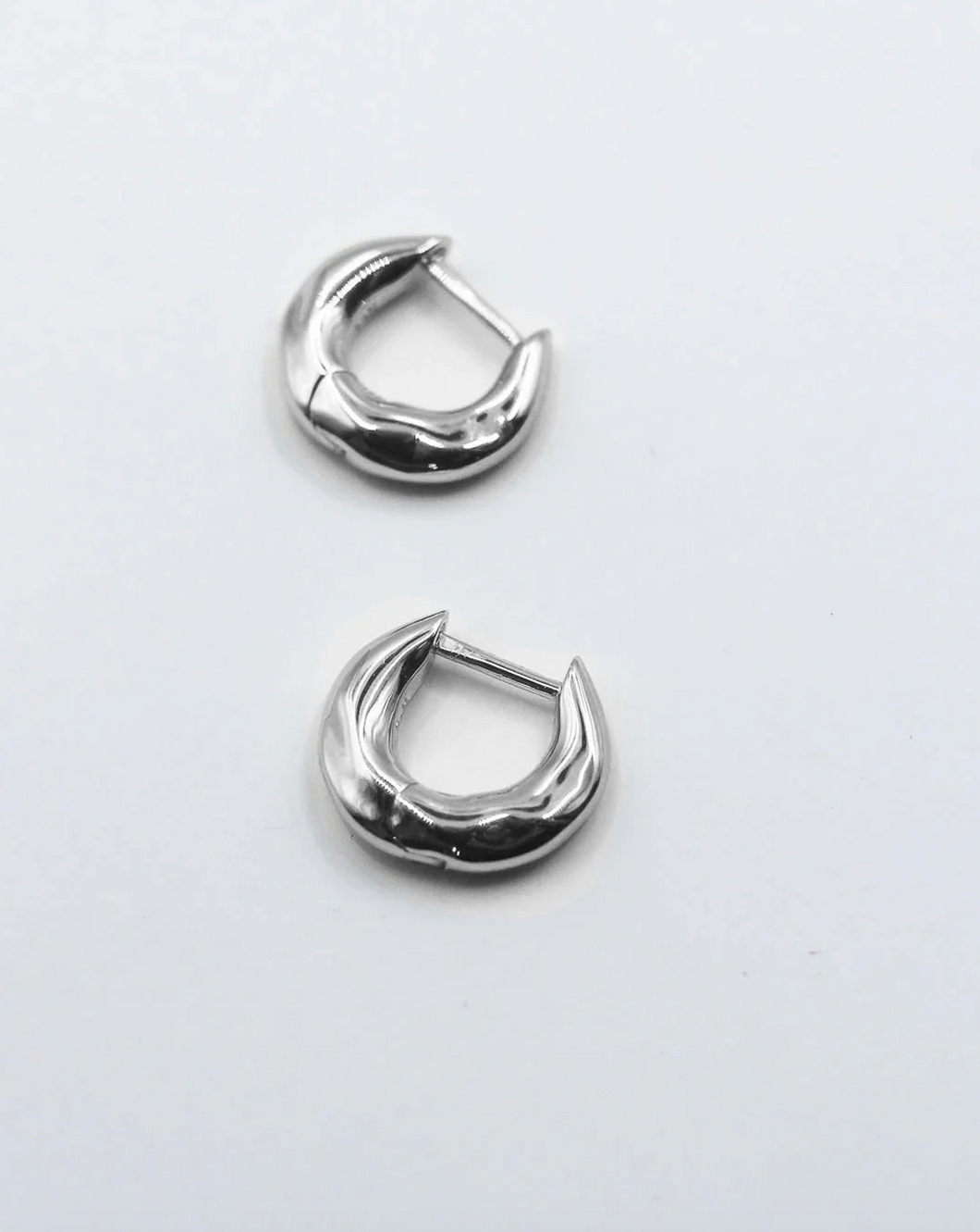 F+H Mini Wonky Huggies - Silver