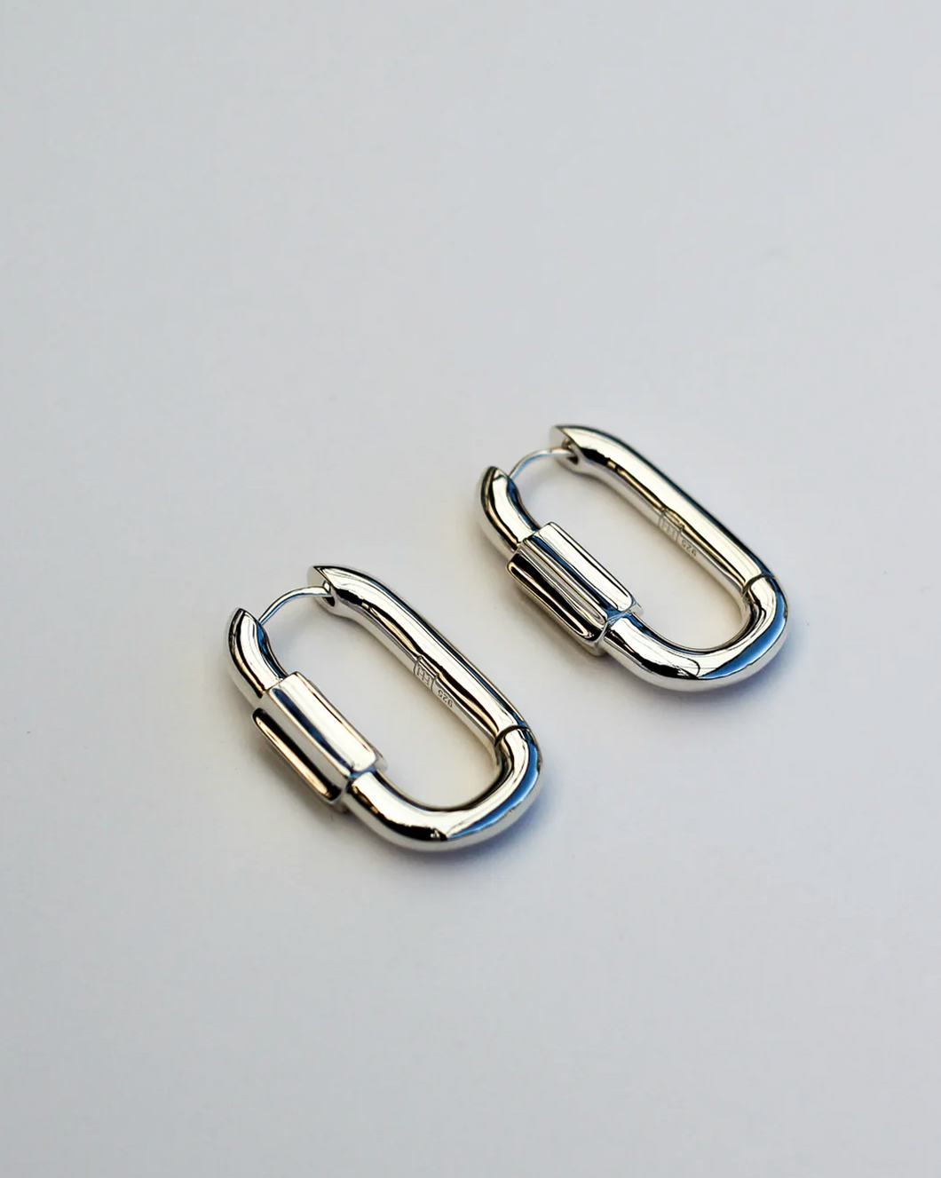 F+H Disengage Hoops Small - Silver