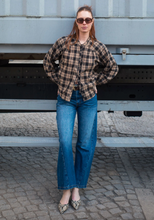 Load image into Gallery viewer, Rowie Percy Curve Seam Jeans