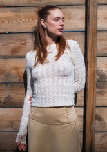 Load image into Gallery viewer, Rowie Samantha Clover Lace Top - Creme