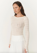 Load image into Gallery viewer, Rowie Samantha Clover Lace Top - Creme
