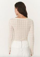 Load image into Gallery viewer, Rowie Samantha Clover Lace Top - Creme