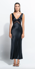 Load image into Gallery viewer, Ginia Gigi Slip - Black