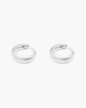 Load image into Gallery viewer, Kirstin Ash Era Huggies - Silver
