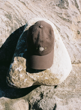 Load image into Gallery viewer, Soleil Soleil Sundrop Cap - Carob