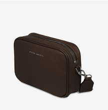 Load image into Gallery viewer, Status Anxiety Plunder with Dual Straps - Cocoa
