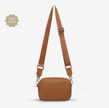 Load image into Gallery viewer, Status Anxiety Plunder with Dual Straps - Camel