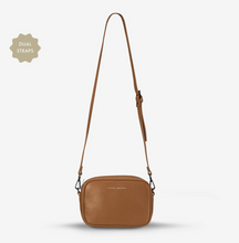 Load image into Gallery viewer, Status Anxiety Plunder with Dual Straps - Camel