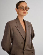 Load image into Gallery viewer, Luv Lou The Banks - Caramel Tort