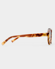 Load image into Gallery viewer, Luv Lou The Banks - Caramel Tort