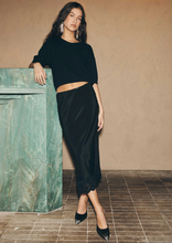 Load image into Gallery viewer, Rowie Marina Silk Midi Skirt - Noir