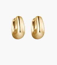 Load image into Gallery viewer, Kirstin Ash Within Motion Hoops - Gold