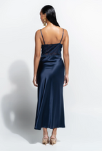 Load image into Gallery viewer, Ginia Isabelle Slip - Midnight