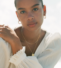 Load image into Gallery viewer, Kirstin Ash Wave Hoops - Gold