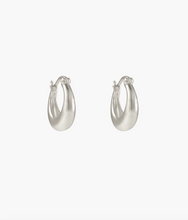 Load image into Gallery viewer, Kirstin Ash Glow Hoops Small - Silver