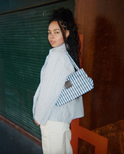 Load image into Gallery viewer, EAU Petite Femme - Bleu